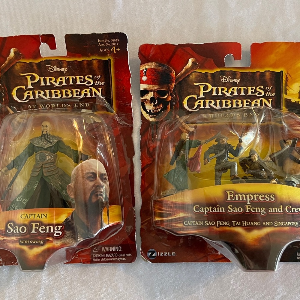 NEW Disney Pirates of the Caribbean EMPRESS Captain Sao Feng & Crew Mini Figures